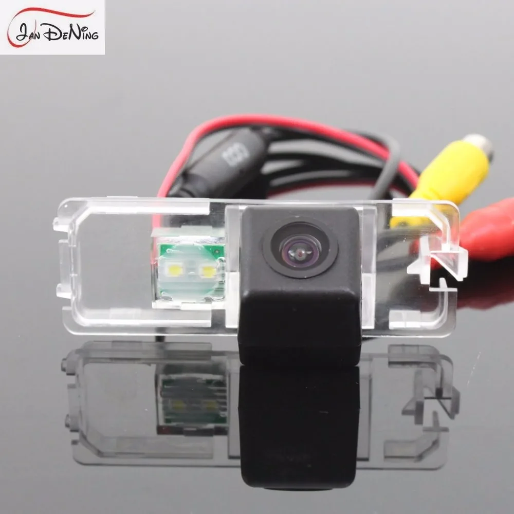 JanDeNing HD CCD Car Rear View Parking/Backup Reverse Camera/ License Plate Light OEM For Volkswagen VW Bialla 2006-2011
JanDeNing HD CCD Car Rear View Parking/Backup Reverse Camera/ License Plate Light OEM For Volkswagen VW Bialla 2006-2011