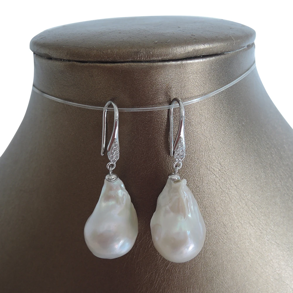 100% nature freshwater pearl earring with 925 silver hook -13-25 mm big baroque pearl earring ,IN white and purple COLOR
100% nature freshwater pearl earring with 925 silver hook -13-25 mm big baroque pearl earring ,IN white and purple COLOR