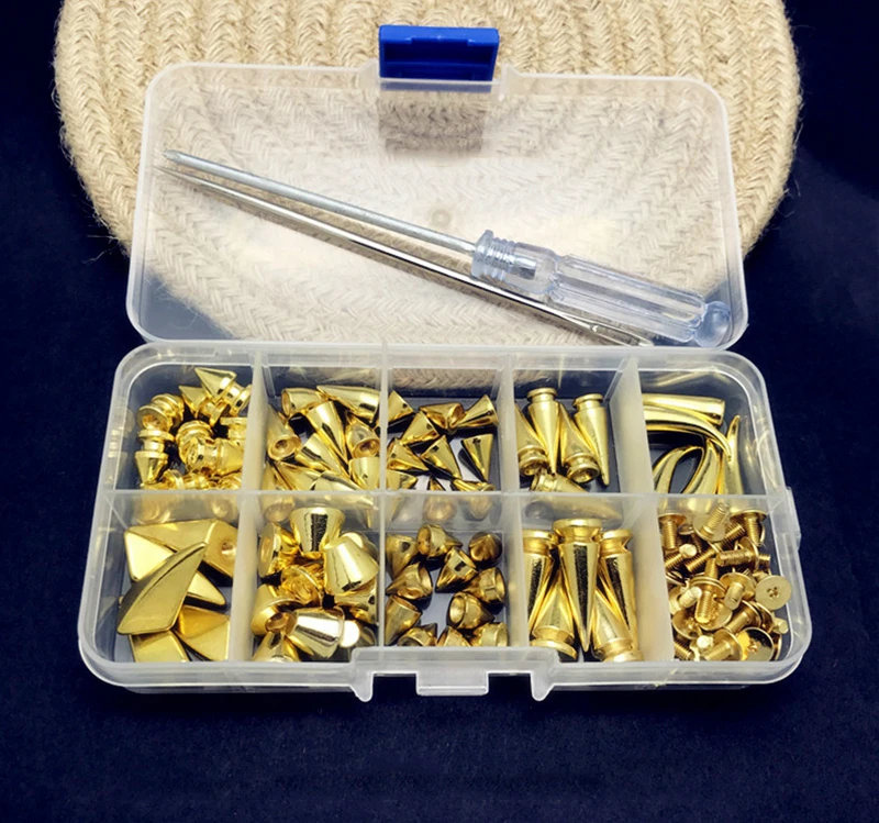 Gold/Gun/Bronze alloy metal spikes corns garment rivets with screws studs for bag, shoe,jeans,leather diy craft accessories
Gold/Gun/Bronze alloy metal spikes corns garment rivets with screws studs for bag, shoe,jeans,leather diy craft accessories