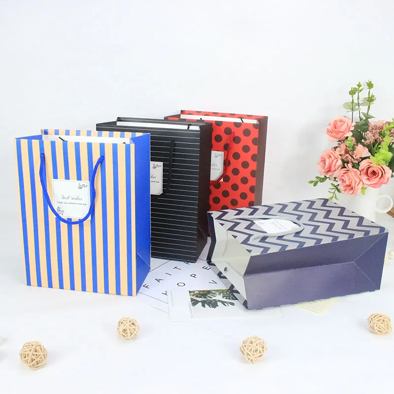 New 12pcs Creative DIY Christening Xmas Gift Bag Wedding Favors Paper Candy Bag Holiday Gift Bag Birthday Party Gift Box Baby
New 12pcs Creative DIY Christening Xmas Gift Bag Wedding Favors Paper Candy Bag Holiday Gift Bag Birthday Party Gift Box Baby