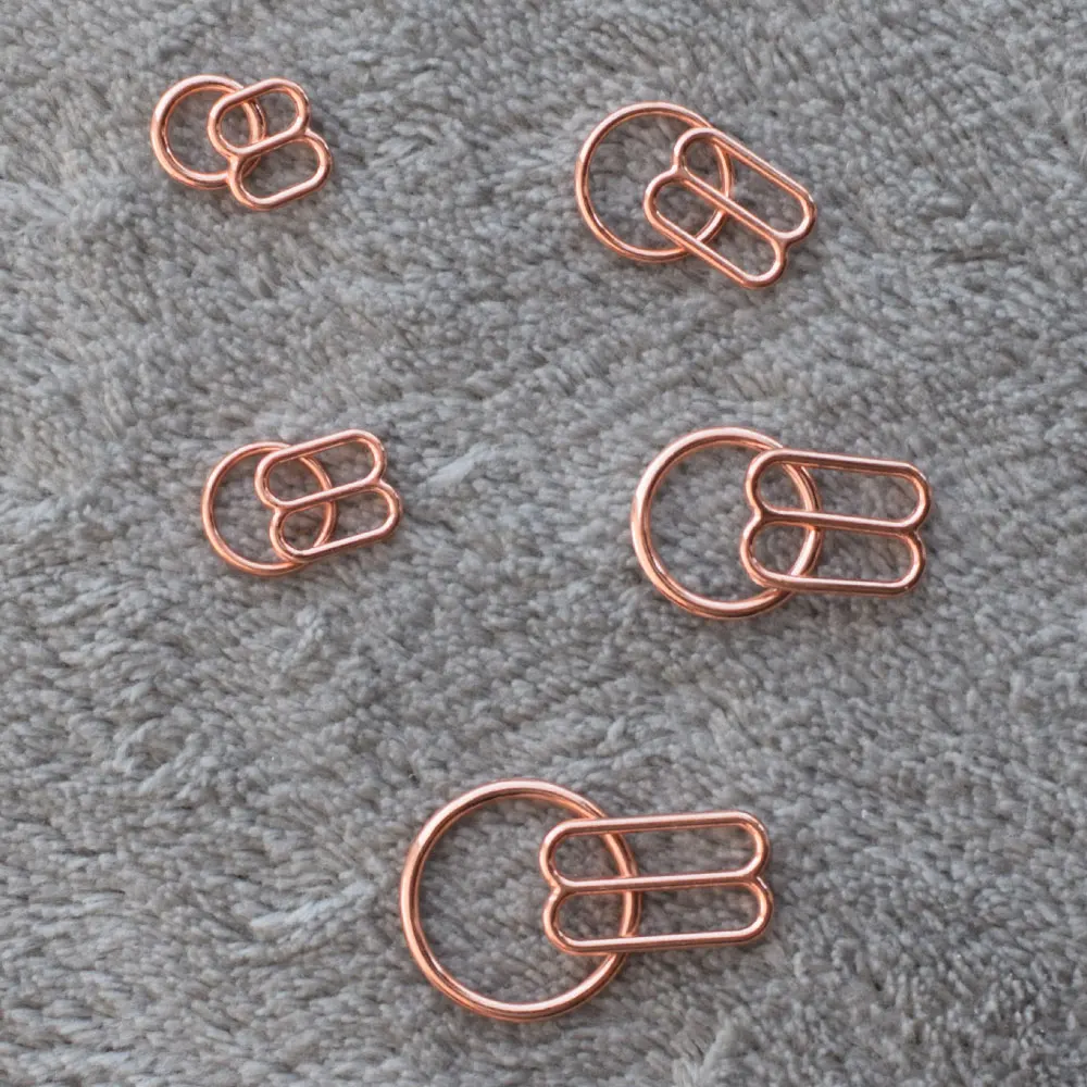 wholesale 50 sets / lot (100 pcs) rose gold adjustable bra rings and sliders bra making materials
wholesale 50 sets / lot (100 pcs) rose gold adjustable bra rings and sliders bra making materials