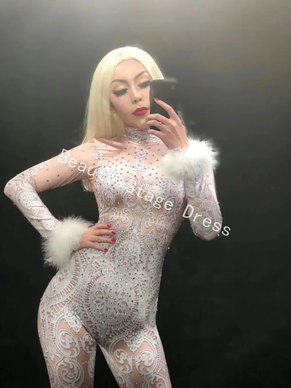 Sexy White Lace Rhinestones Bodysuit Female Singer Stage Jumpsuit Costume Party Celebrate Glisten Stones Stretch Nude Outfit
Sexy White Lace Rhinestones Bodysuit Female Singer Stage Jumpsuit Costume Party Celebrate Glisten Stones Stretch Nude Outfit