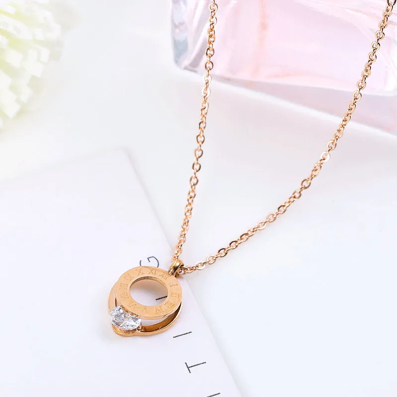 

YUN RUO Rose Gold Color Roman Number Zircon Pendant Necklace Titanium Steel Jewelry Woman Birthday Gift Never Fade Drop Ship