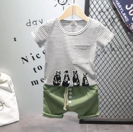 Baby boy Clothing 2-6 Years old Fashion Striped Cartoon Short-sleeved T-shirt + Tooling shorts 2 Piece suit Casual Wear set
Baby boy Clothing 2-6 Years old Fashion Striped Cartoon Short-sleeved T-shirt + Tooling shorts 2 Piece suit Casual Wear set