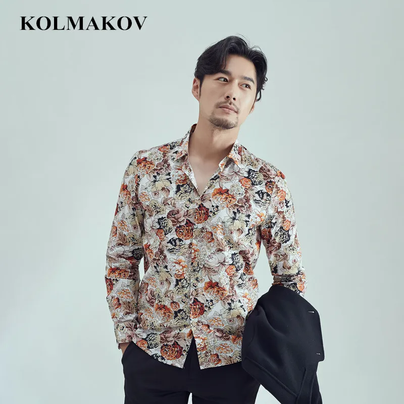 Мужская рубашка с длинным рукавом KOLMAKOV, черная приталенная рубашка с цветочным принтом и отложным воротником, весна 2019
Мужская рубашка с длинным рукавом KOLMAKOV, черная приталенная рубашка с цветочным принтом и отложным воротником, весна 2019