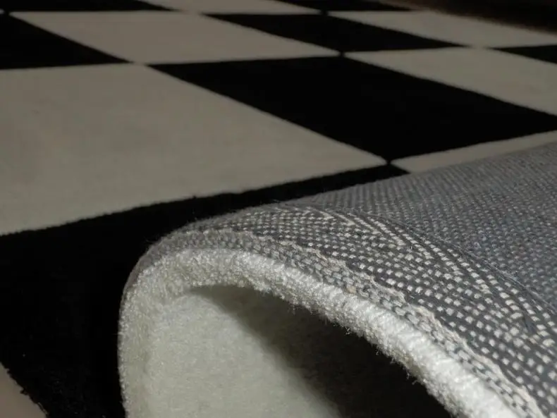 Fashion Living room sofa tea table carpet Black and white plaid carpet mat mat Alfombras Tapete Carpets for a modem living Rugs
Fashion Living room sofa tea table carpet Black and white plaid carpet mat mat Alfombras Tapete Carpets for a modem living Rugs