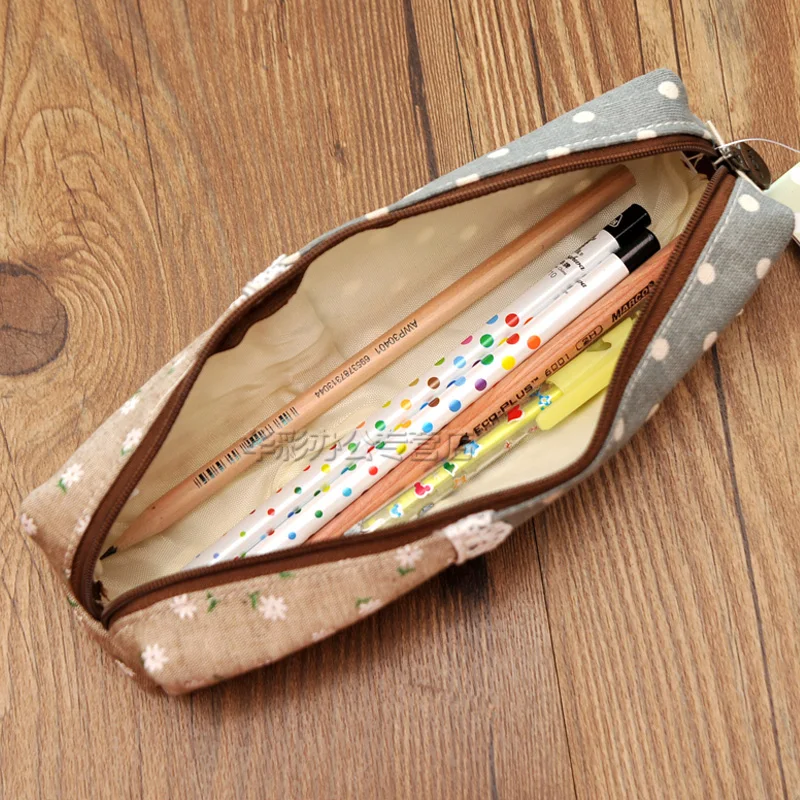 New Canvas Pencil case bags for School girls boys ''Floral Dream'' Cute Pencil-case box Stationery products Supplies Deli 66625
New Canvas Pencil case bags for School girls boys ''Floral Dream'' Cute Pencil-case box Stationery products Supplies Deli 66625
