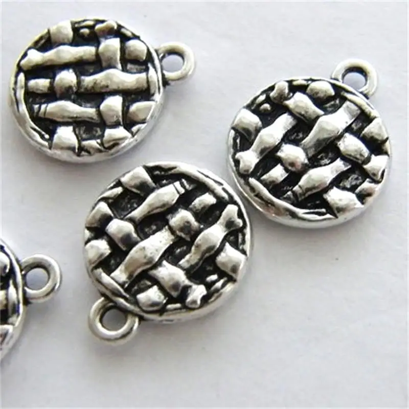 BULK 30pcs Antique Silver Plated Pie Charms Alloy Metal Food Pendant Handmade Jewelry Making 19*18mm
BULK 30pcs Antique Silver Plated Pie Charms Alloy Metal Food Pendant Handmade Jewelry Making 19*18mm