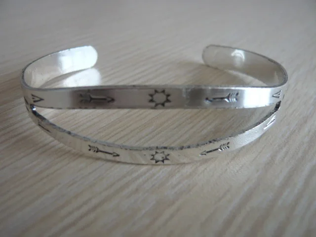 Fashion Ancient Tribal Hero Bracelet The Arrow Design Bangles Antique Silver Plated Bracelets For Women Free Shipping Wholesale
Fashion Ancient Tribal Hero Bracelet The Arrow Design Bangles Antique Silver Plated Bracelets For Women Free Shipping Wholesale