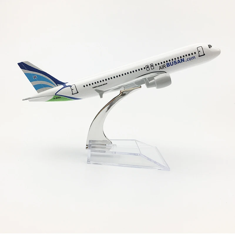 Busan Airlines, South Korea Aeroplane model Airbus A320 airplane 16CM Metal alloy diecast 1:400 airplane model toy for children
Busan Airlines, South Korea Aeroplane model Airbus A320 airplane 16CM Metal alloy diecast 1:400 airplane model toy for children