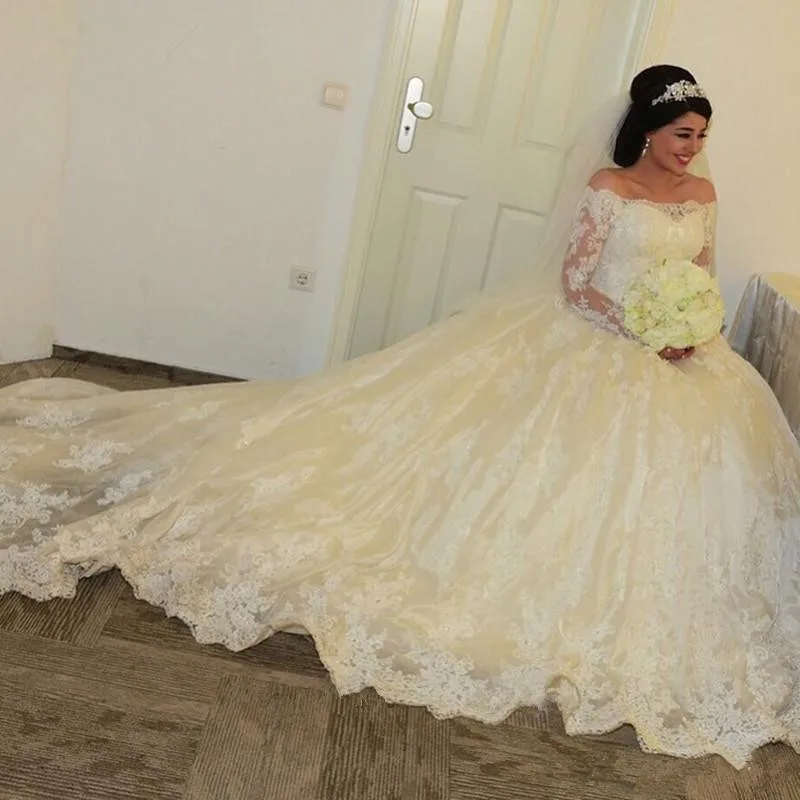 Vestios De Novia 2019 зимнее арабское бальное платье с длинными рукавами, свадебные платья с рюшами и кружевной аппликацией, свадебные платья
Vestios De Novia 2019 зимнее арабское бальное платье с длинными рукавами, свадебные платья с рюшами и кружевной аппликацией, свадебные платья