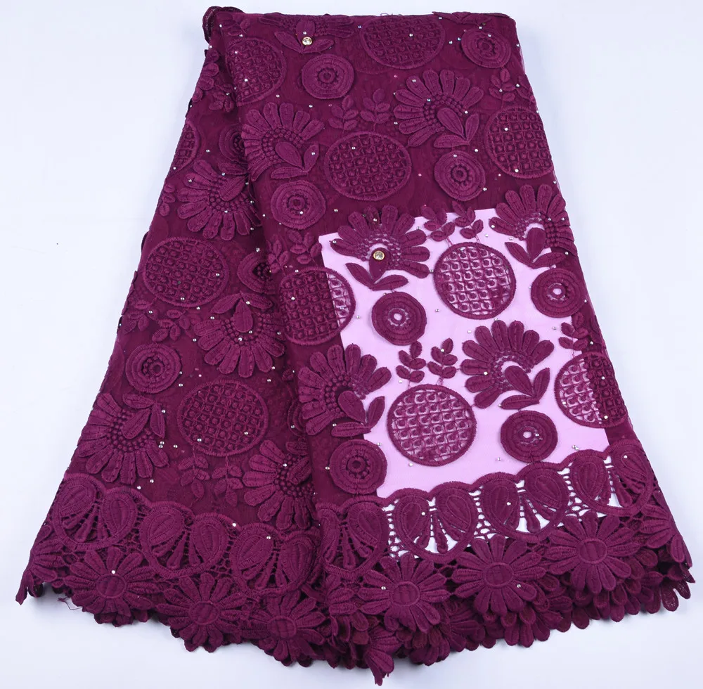 2019 New Style French Net Lace Fabric 3 D Flower Mesh Lace Fabric High Quality African Lace Fabric For Wedding Party Dress A1641
2019 New Style French Net Lace Fabric 3 D Flower Mesh Lace Fabric High Quality African Lace Fabric For Wedding Party Dress A1641