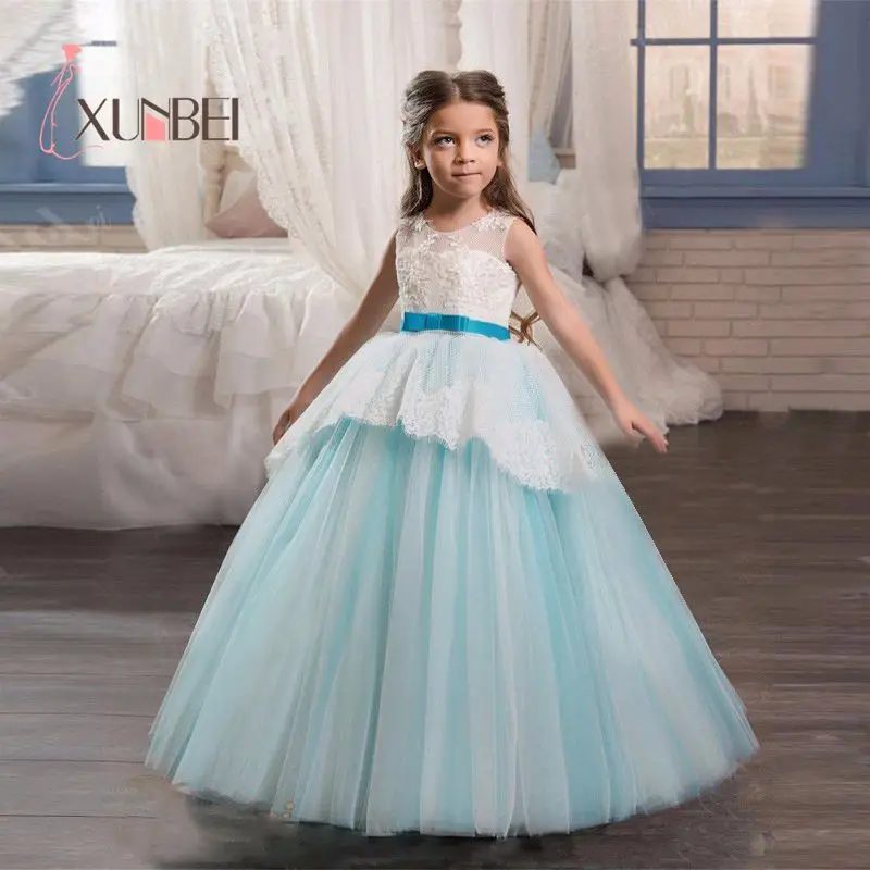Princess Ball Gown Blue Tulle Flower Girl Dresses Lace Applique Girls Pageant Dress First Communion Dresses Party Gown
Princess Ball Gown Blue Tulle Flower Girl Dresses Lace Applique Girls Pageant Dress First Communion Dresses Party Gown