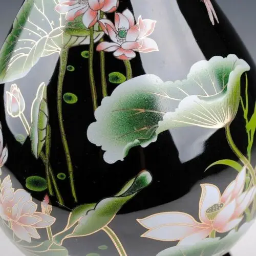 Oriental Chinese Hand-painted Beautiful Lotus Flower Lotus Leaf Black Vase Flower Bottle
Oriental Chinese Hand-painted Beautiful Lotus Flower Lotus Leaf Black Vase Flower Bottle
