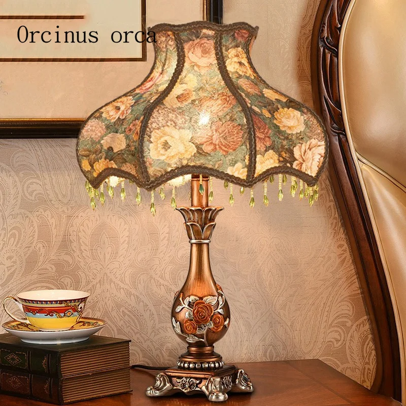 European classical bedroom bedside lamp complex creative Nordic luxury American decorative art study lamp Postage free
European classical bedroom bedside lamp complex creative Nordic luxury American decorative art study lamp Postage free