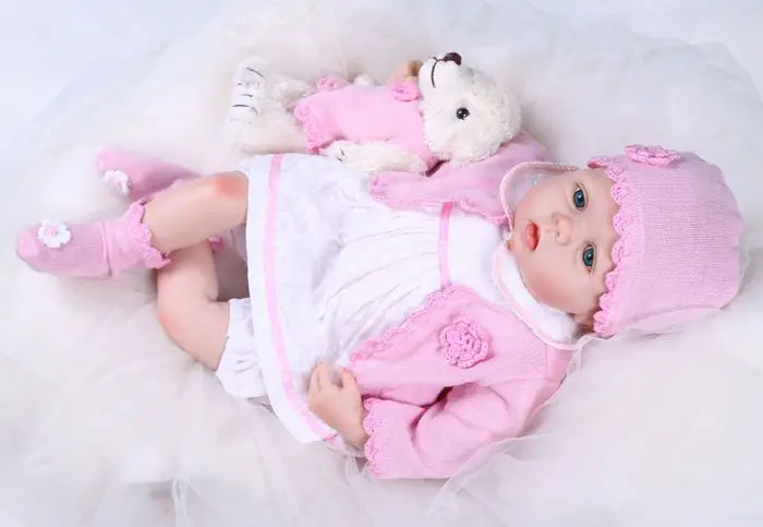 48cm lifelike newborn Baby girl with mini plush toys Children's creative gifts 3/4 soft Silicone Reborn Baby dolls Birthday Gift
48cm lifelike newborn Baby girl with mini plush toys Children's creative gifts 3/4 soft Silicone Reborn Baby dolls Birthday Gift