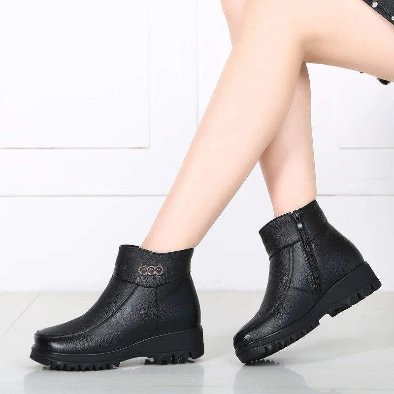 CEYANEAO Winter Snow Boots Women Ankle Boot Wedge Platform Heel Waterproof Natural Wool Fur Warm Women Boots shoes Big SizeE1256
CEYANEAO Winter Snow Boots Women Ankle Boot Wedge Platform Heel Waterproof Natural Wool Fur Warm Women Boots shoes Big SizeE1256