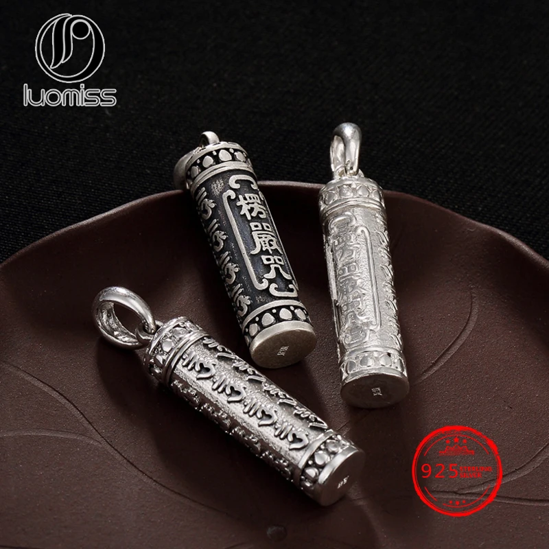 S990 full silver retro Shurangama mantra pendants sterling silver Buddhism can be opened Gyu box men and women pendants
S990 full silver retro Shurangama mantra pendants sterling silver Buddhism can be opened Gyu box men and women pendants