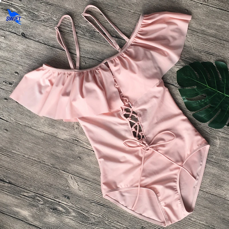 2020 Sexy One Piece Swimsuit Off Shoulder Solid Color Swimwear Women String Halter Bathing Suit Ruffle Monokini Beach Swim Wear
2020 Sexy One Piece Swimsuit Off Shoulder Solid Color Swimwear Women String Halter Bathing Suit Ruffle Monokini Beach Swim Wear