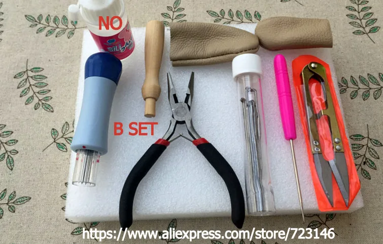 8PCS set DIY Needle Felting Starter Kit Wool Felt Tools Mat + Needles + Accessories Craft FOR JUKI PFAFF ELNA BERNINA SINGER
8PCS set DIY Needle Felting Starter Kit Wool Felt Tools Mat + Needles + Accessories Craft FOR JUKI PFAFF ELNA BERNINA SINGER