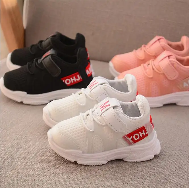 free shipping 2019 Spring Fashionable Net breathable Sports Running Shoes for Girls And boys kids Barefoot Sneakers
free shipping 2019 Spring Fashionable Net breathable Sports Running Shoes for Girls And boys kids Barefoot Sneakers