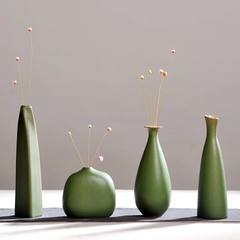 Classic green Ceramic VaseVintage Chinese Style Vase Decor Contracted Porcelain Flower Vase Creative Gift Household Decoration
Classic green Ceramic VaseVintage Chinese Style Vase Decor Contracted Porcelain Flower Vase Creative Gift Household Decoration
