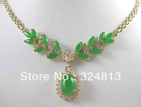 New! Lady's noblest 18 KGP insert green jade bead necklace pendant 17 inch #1060
New! Lady's noblest 18 KGP insert green jade bead necklace pendant 17 inch #1060