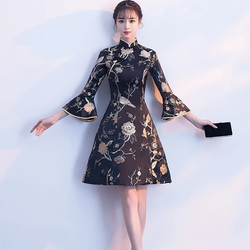 Elegant traditional women Chinese dress 2018 hot sale three-quarter flare sleeve tunic embroidery oriental dress women FF002
Elegant traditional women Chinese dress 2018 hot sale three-quarter flare sleeve tunic embroidery oriental dress women FF002