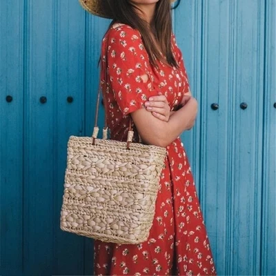 Fashion Designer High Quality Women Beach Bag Straw Totes Bag Summer Braided Shoulder Bags Women Shopping Handbag Bohemian
Fashion Designer High Quality Women Beach Bag Straw Totes Bag Summer Braided Shoulder Bags Women Shopping Handbag Bohemian