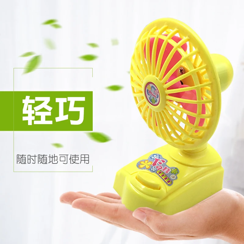2 pcs/lot 2019 hot summer wholesale mini fire extinguishers shape water gun plastic funny prank toys for kids
2 pcs/lot 2019 hot summer wholesale mini fire extinguishers shape water gun plastic funny prank toys for kids