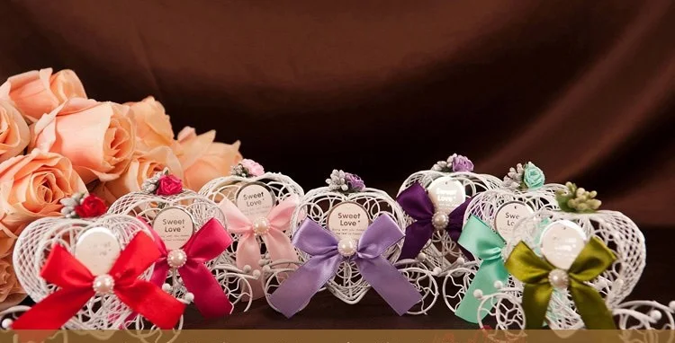 100pcs fashion Europe iron carriage candy box, baby favor Love candy box, wedding candy box lin4085
100pcs fashion Europe iron carriage candy box, baby favor Love candy box, wedding candy box lin4085