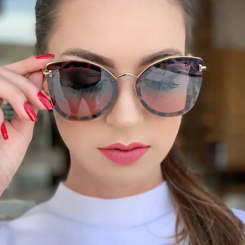 Best Selling Cat Eye Sunglasses Ladies Metal Craft Men Large Box Tide Sun Glasses UV400
Best Selling Cat Eye Sunglasses Ladies Metal Craft Men Large Box Tide Sun Glasses UV400