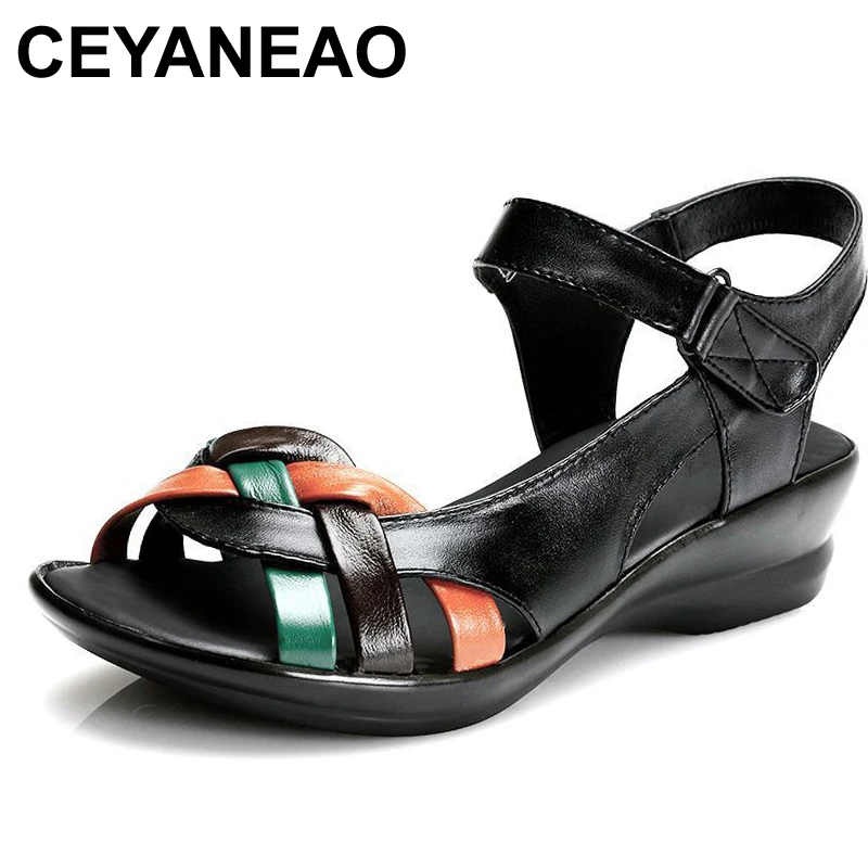 CEYANEAO 2017 summer new Mother sandals elderly fashion casual Leather Female flat sandals hollow large size women sandals 41 42
CEYANEAO 2017 summer new Mother sandals elderly fashion casual Leather Female flat sandals hollow large size women sandals 41 42