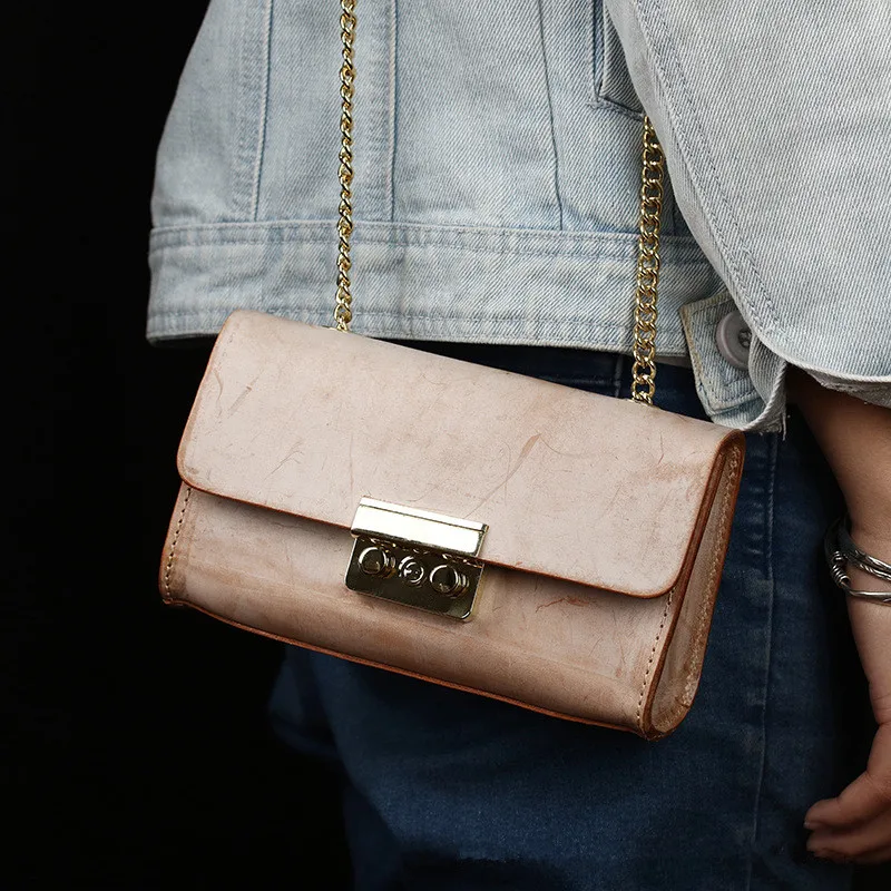 Handmade Original Vintage Women Handbags Cow Leather Messenger Shoulder Bag Vegetable Tanned Leather Chains Bags Foggy skin
Handmade Original Vintage Women Handbags Cow Leather Messenger Shoulder Bag Vegetable Tanned Leather Chains Bags Foggy skin