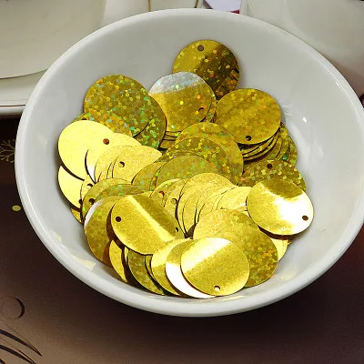 60g (2000pcs) Large Round Sequins 10mm PVC Sequin Flat Round Sequins Artesanatos Acessorios With Side Hole Laser Gold Confetti
60g (2000pcs) Large Round Sequins 10mm PVC Sequin Flat Round Sequins Artesanatos Acessorios With Side Hole Laser Gold Confetti
