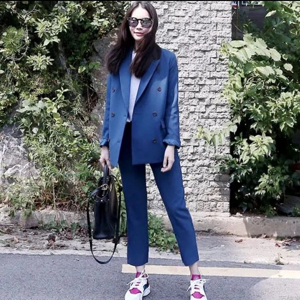 High Quality Double Breasted Suits Blazers Pant Suits Spring and Autumn Vintage Slim Casual Fashion Women Blazers and Jackets
High Quality Double Breasted Suits Blazers Pant Suits Spring and Autumn Vintage Slim Casual Fashion Women Blazers and Jackets