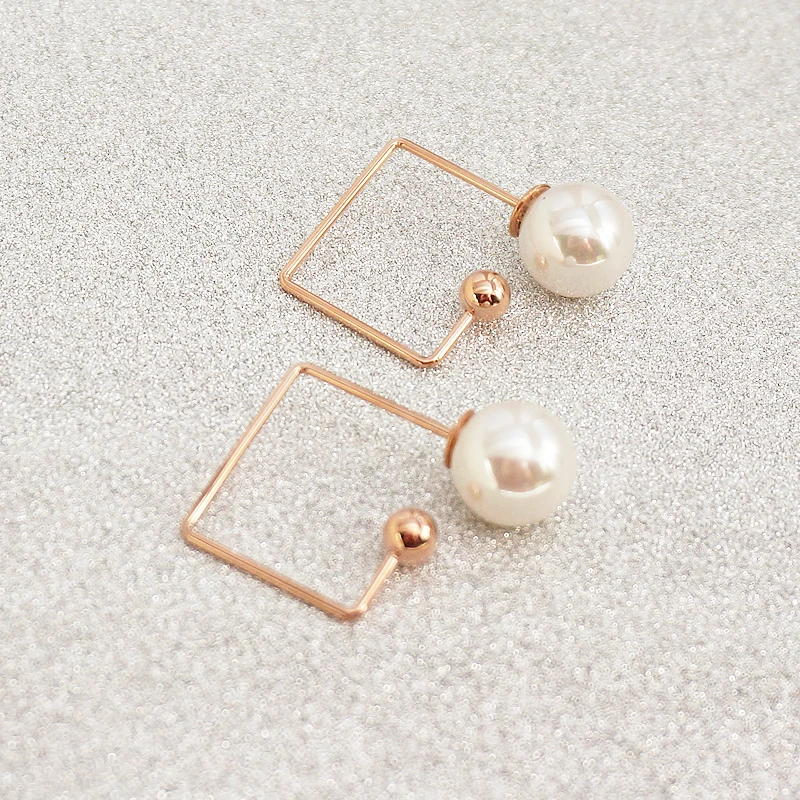 YUN RUO Elegant Rose Gold Color Square Pearl Stud Earrings for Woman Girl Prevent Allergy 316L Stainless Steel Fashion Jewelry
YUN RUO Elegant Rose Gold Color Square Pearl Stud Earrings for Woman Girl Prevent Allergy 316L Stainless Steel Fashion Jewelry