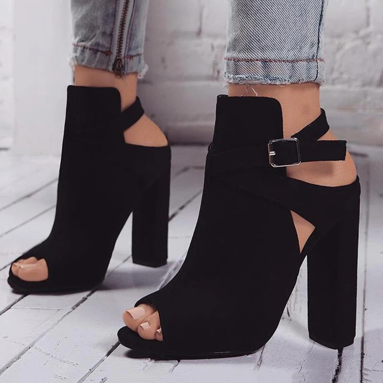 Women Sandals Gladiator High Heels Strap Pumps Buckle Strap Shoes Fashion Summer Ladies Shoes Black size 35-42
Women Sandals Gladiator High Heels Strap Pumps Buckle Strap Shoes Fashion Summer Ladies Shoes Black size 35-42