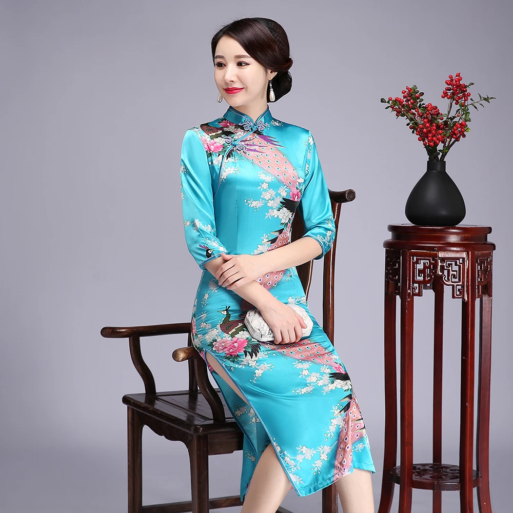 Floral&Peacock Chinese Lady Plus Size Qipao S-6XL Elegant 3/4 Sleeve High Qplit Cheongsam Print Rayon Traditional Dress Gown
Floral&Peacock Chinese Lady Plus Size Qipao S-6XL Elegant 3/4 Sleeve High Qplit Cheongsam Print Rayon Traditional Dress Gown