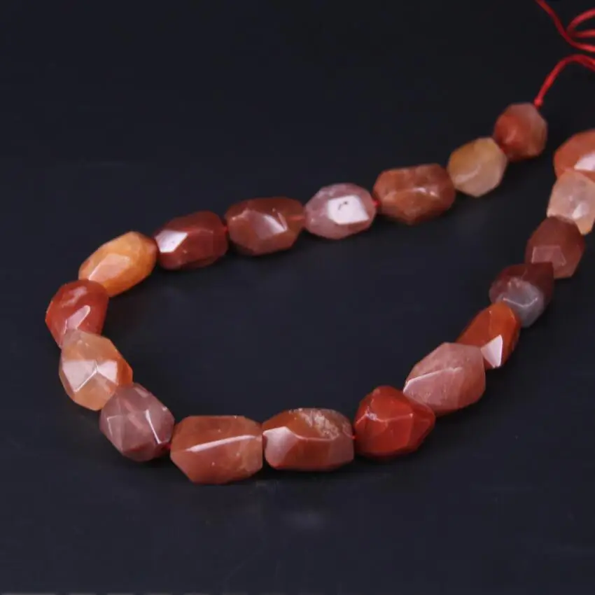 15.5"/strand Faceted Red Aagtes Freeform Nugget Pendant Loose Beads,Cut Onxy Stone Gems Bracelat Necklace Jewelry Making Bulk
15.5"/strand Faceted Red Aagtes Freeform Nugget Pendant Loose Beads,Cut Onxy Stone Gems Bracelat Necklace Jewelry Making Bulk