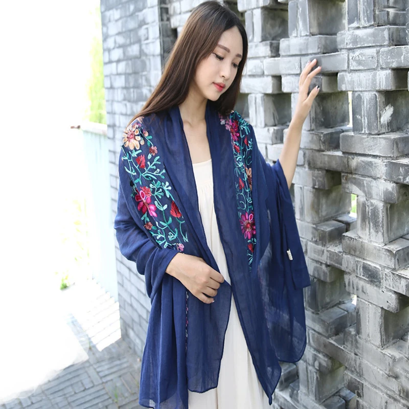 Korean Spring and Autumn winter women embroidery national cotton and linen female shawl scarf dual - use scarf scarves
Korean Spring and Autumn winter women embroidery national cotton and linen female shawl scarf dual - use scarf scarves