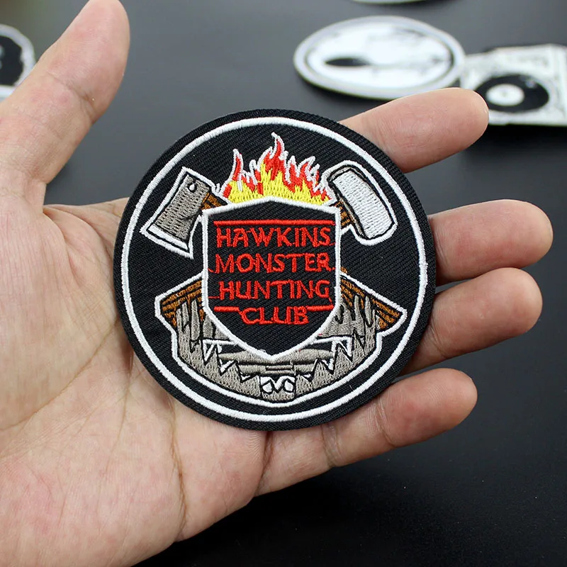 2018 Hot Fashion sport club patches for clothes bags iron on sewing on Motif Embroidered Badge patches
2018 Hot Fashion sport club patches for clothes bags iron on sewing on Motif Embroidered Badge patches