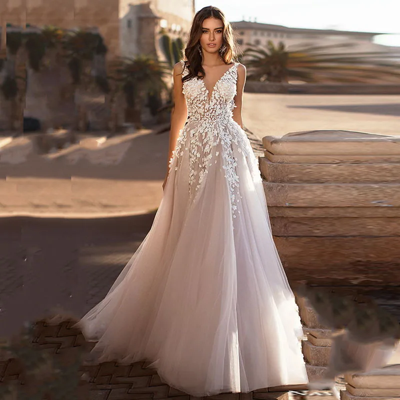 Eightale Boho Wedding Dresses 2019 V Neck Appliques Lace Beach A-Line Tulle Backless Princess Wedding Gowns Dubai Bride Dress
Eightale Boho Wedding Dresses 2019 V Neck Appliques Lace Beach A-Line Tulle Backless Princess Wedding Gowns Dubai Bride Dress