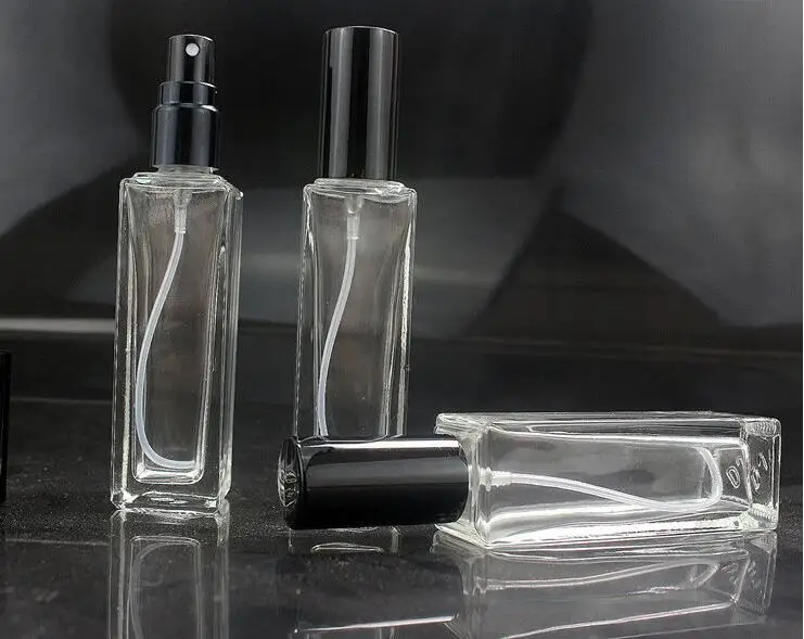 100pcs/lot 20ml Empty Perfume Bottles Atomizer Spray Glass Refillable Bottle Spray Scent Case &Traveler Metal Spray Atomizer
100pcs/lot 20ml Empty Perfume Bottles Atomizer Spray Glass Refillable Bottle Spray Scent Case &Traveler Metal Spray Atomizer