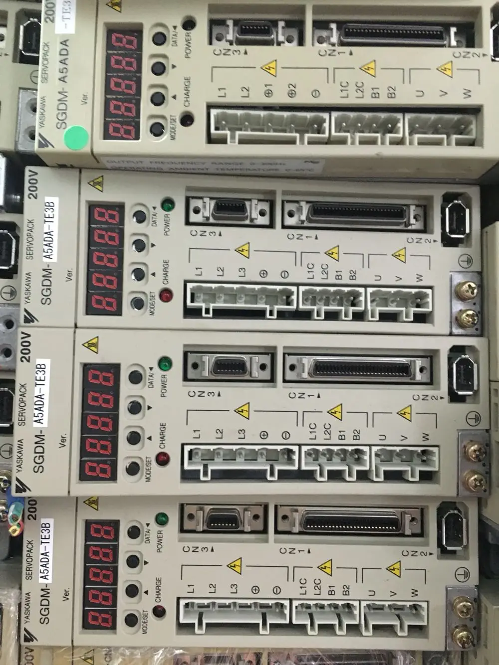 Servo drive SGDM-A5ADA-TE3B , Used one , 90% appearance new , 3 months warranty , fastly shipping
Servo drive SGDM-A5ADA-TE3B , Used one , 90% appearance new , 3 months warranty , fastly shipping