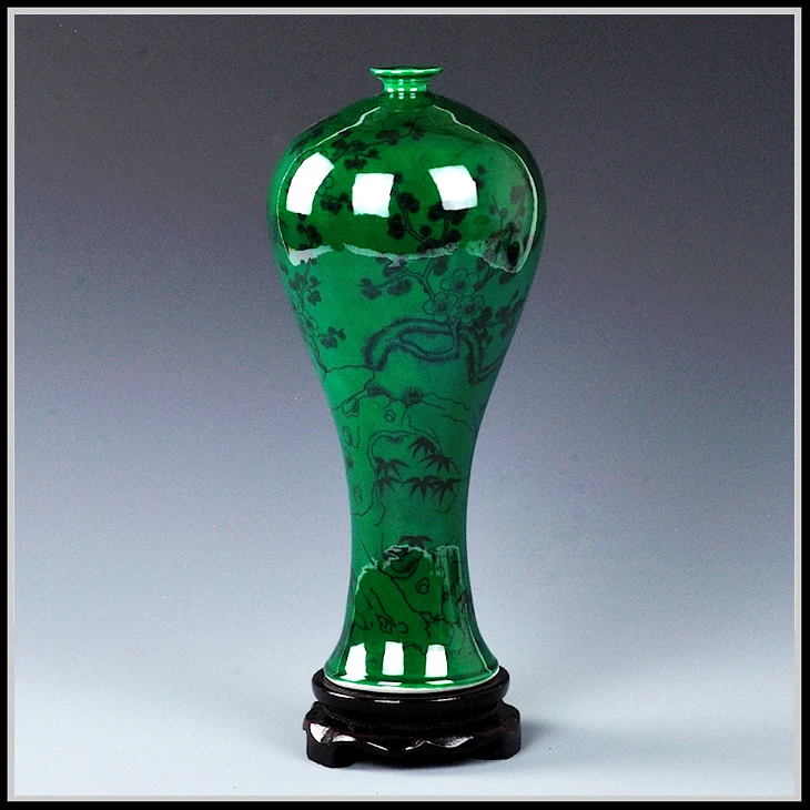 Jingdezhen ceramic jade color glazed flower vases with qing qianlong year mark
Jingdezhen ceramic jade color glazed flower vases with qing qianlong year mark