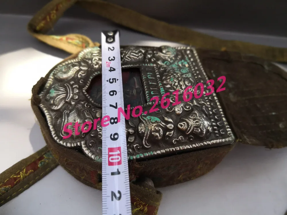 China Old Tibetan Buddhism Copper niche for a statue of the Buddha knapsack #3321
China Old Tibetan Buddhism Copper niche for a statue of the Buddha knapsack #3321
