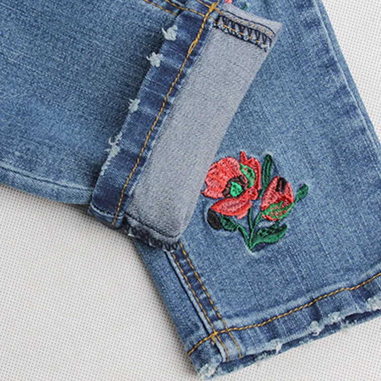 2018 Casual Women Embroidery Floral Denim Jeans Plus Size Stretchy Ripped Jeans Female Casual Skinny Denim Trousers Pantalon
2018 Casual Women Embroidery Floral Denim Jeans Plus Size Stretchy Ripped Jeans Female Casual Skinny Denim Trousers Pantalon