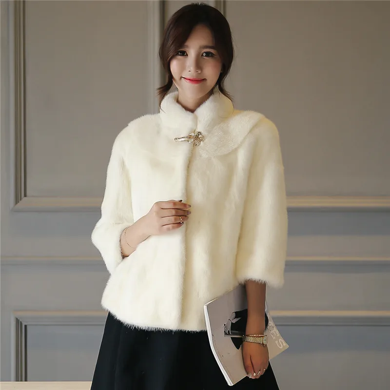 Women real mink fur coat natural mlnk stand Collar mlnk fur Short paragraph jacket natural fur outerwear female
Women real mink fur coat natural mlnk stand Collar mlnk fur Short paragraph jacket natural fur outerwear female