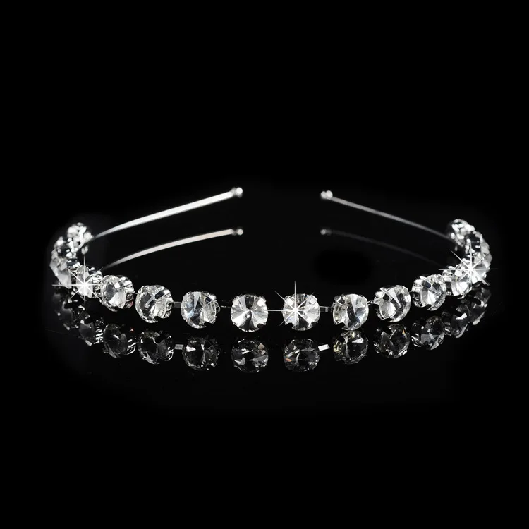 SLBRIDAL Rhinestones Crystal Wedding Tiara Headband Bridal Princess Crown Hair Accessories Bridesmaids Jewelry Women Headpieces
SLBRIDAL Rhinestones Crystal Wedding Tiara Headband Bridal Princess Crown Hair Accessories Bridesmaids Jewelry Women Headpieces